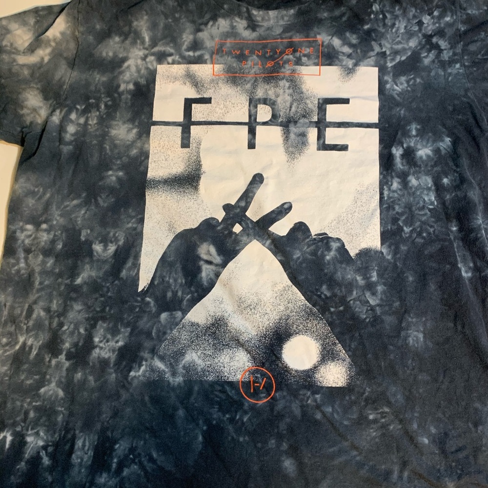 twenty one pilots (band) t shirt